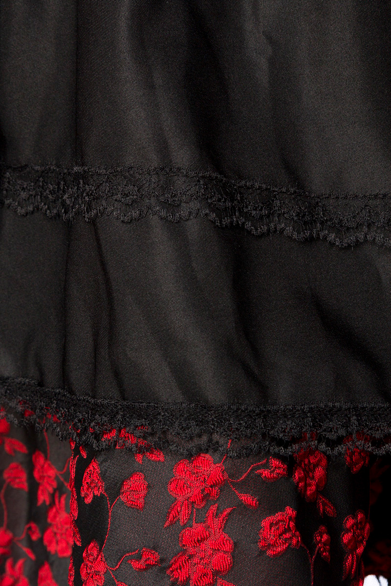 Premium dirndl zwart/ rood met blouse