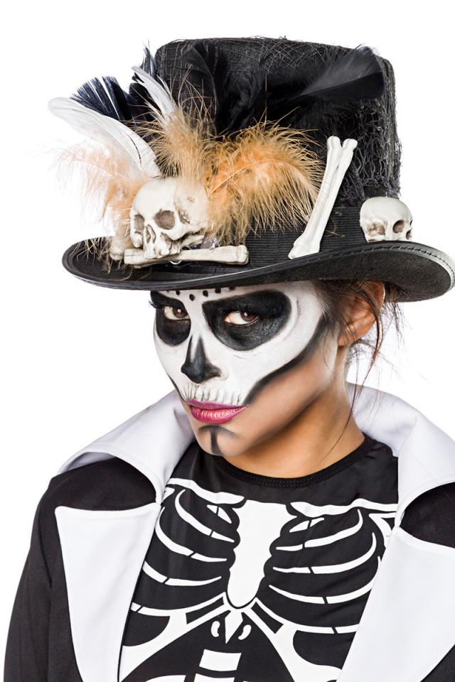 Voodoo Priestess: Voodoo Priestess