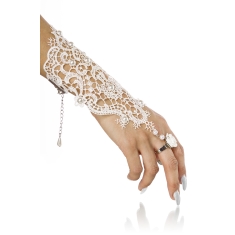 Hand sieraad kant wit