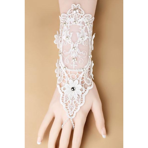Handsierraad wit met kant en parels